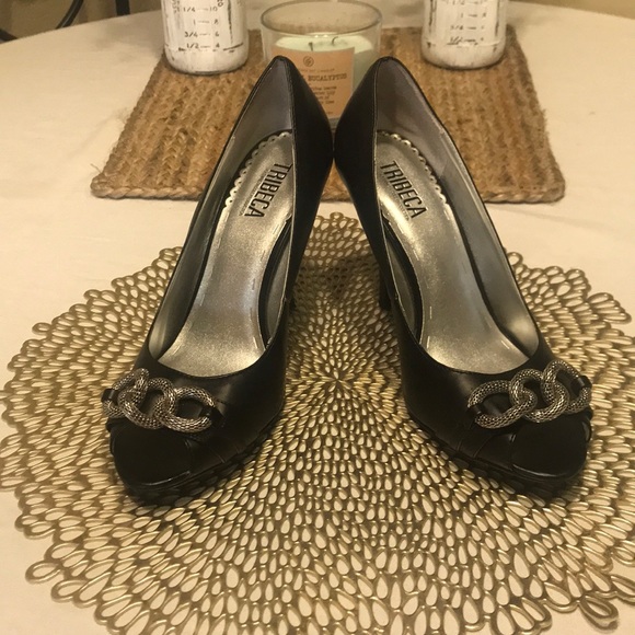 kenneth cole black heels